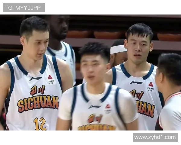 广州男篮遭遇三连败的主要原因是什么？